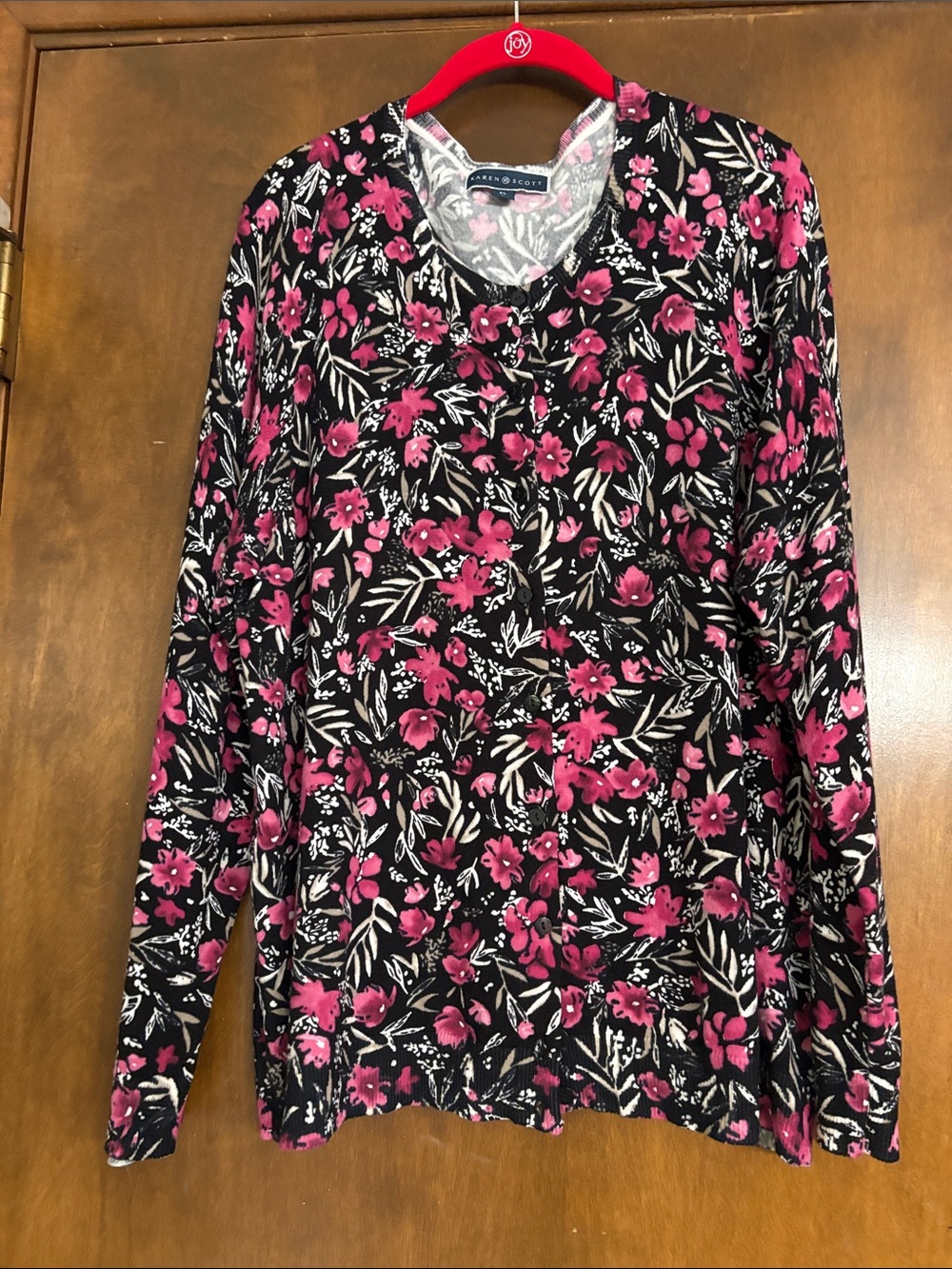 Karen Scott Black Long-Sleeve V-Neck Top with Pink Floral Print XL